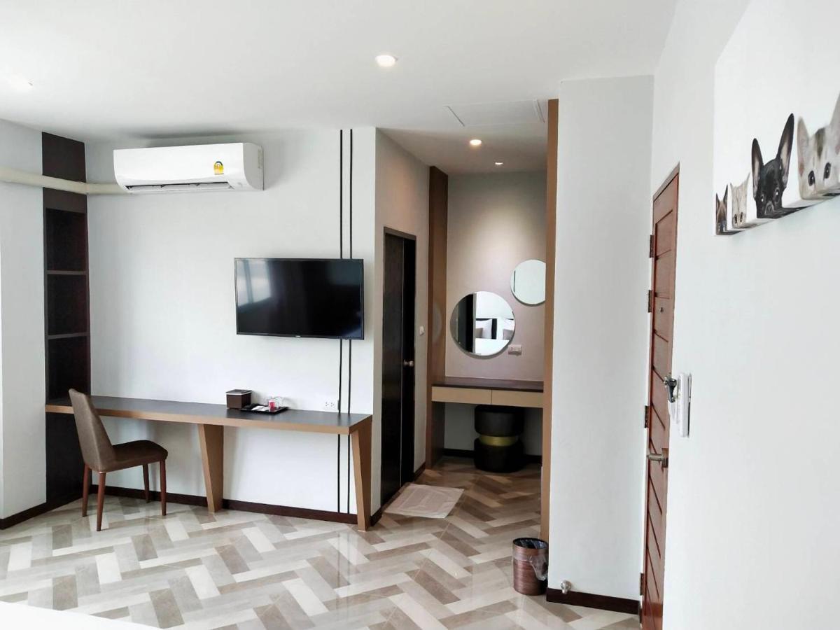 โคโค่ โฮเทล Koco Hotel Nakhonratchasima Exterior foto