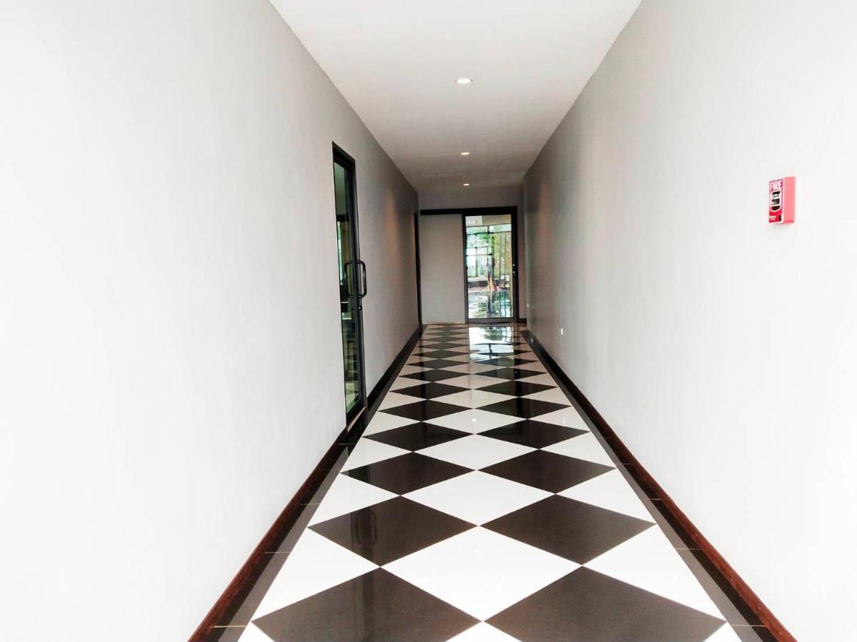 โคโค่ โฮเทล Koco Hotel Nakhonratchasima Exterior foto